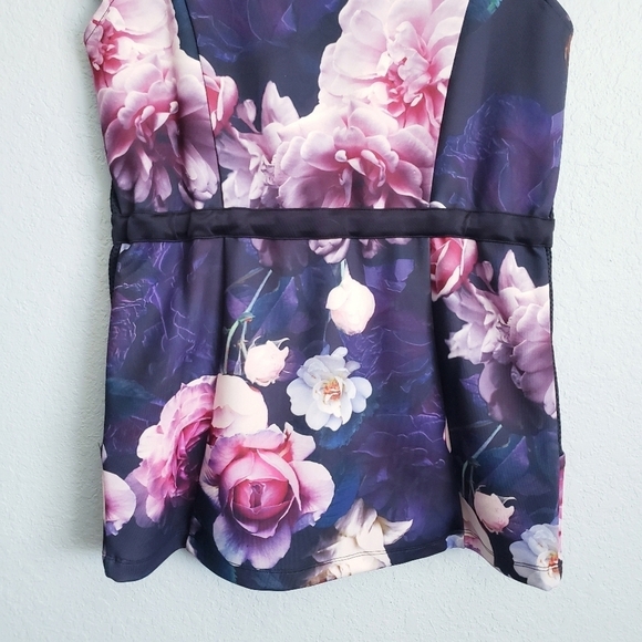 Peony & Me Floral Full Zip Mesh Side Top - Picture 8 of 8